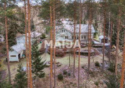 Haus für 298 000 euro in Riihimaki, Finnland