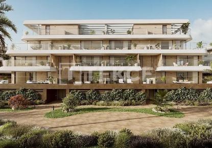 Apartment für 644 000 euro in Estepona, Spanien
