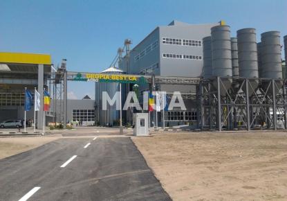 Oficina para 20 000 000 euro en Rumania