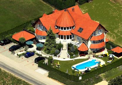 Hotel, albergo per 1 300 000 euro a Heviz, Ungheria