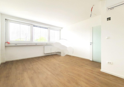 Büro für 388 000 euro in Ljubljana, Slowenien