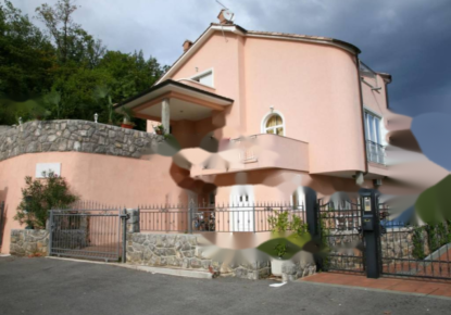 Casa per 1 500 000 euro a Opatija, Croazia