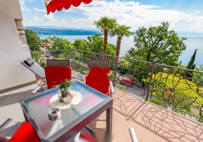 Casa per 2 925 000 euro a Opatija, Croazia
