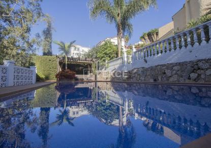 Villa for 670 000 euro in Benalmadena, Spain