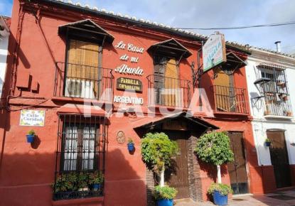 Terreno per 2 500 000 euro a Estepona, Spagna