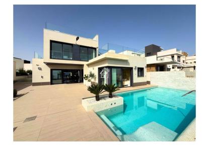Villa per 849 000 euro a San Miguel de Salinas, Spagna