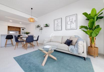 Appartamenti per 295 000 euro a Guardamar del Segura, Spagna