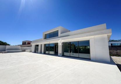 Chalet per 2 950 000 euro a Las Colinas, Spagna