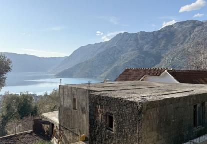 Maison pour 150 000 Euro à Risan, Monténégro