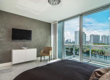 Appartement pour 810 460 Euro à Miami, États-Unis