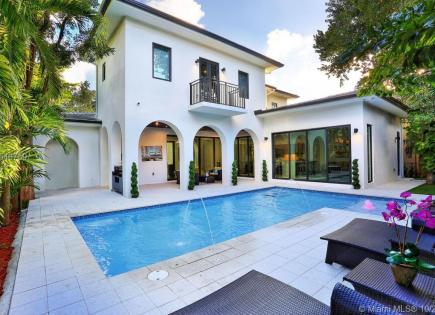 Villa for 1 886 768 euro in Miami, USA