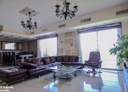 Cottage pour 902 565 Euro à Netanya, Israël