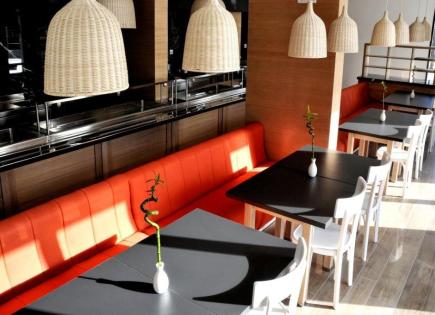 Café, restaurant pour 600 000 Euro à Igalo, Monténégro