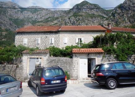 House for 386 000 euro in Risan, Montenegro