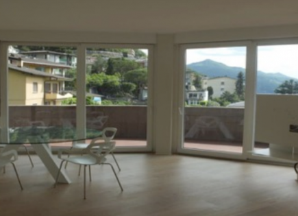 Apartment in Campione d'Italia, Italien (preis auf Anfrage)