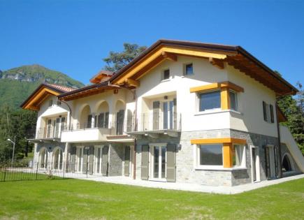 Flat for 350 000 euro on Lake Como, Italy