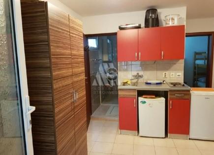 Hotel para 250 000 euro en Canj, Montenegro