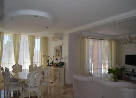 Villa for 590 000 euro in Bar, Montenegro