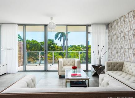 Piso para 956 153 euro en Miami, Estados Unidos