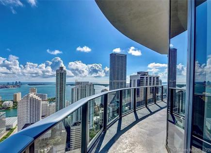 Penthouse for 801 118 euro in Miami, USA