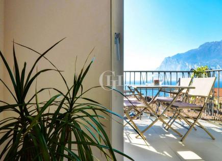 Apartment für 950 000 euro in Gardasee, Italien