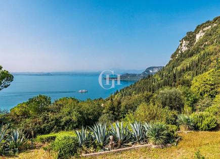 Cabaña para 760 000 euro por Lago de Garda, Italia