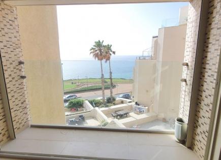 Appartement pour 1 500 Euro par mois à Netanya, Israël