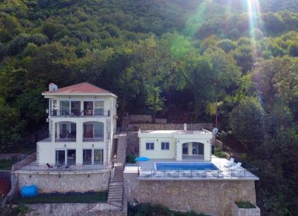 Villa para 900 000 euro en Kotor, Montenegro