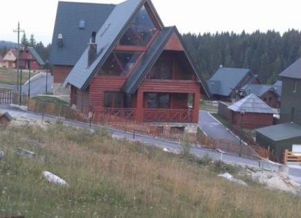 Commercial property for 35 000 euro in Zabljak, Montenegro