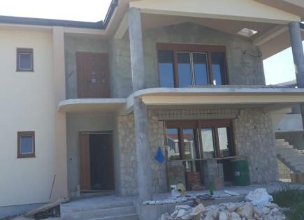 Haus für 180 000 euro in Montenegro