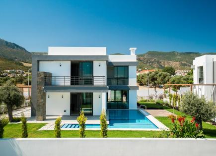 Villa for 641 500 euro in Alsancak, Cyprus