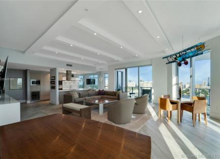 Ático para 2 708 016 euro en Miami, Estados Unidos