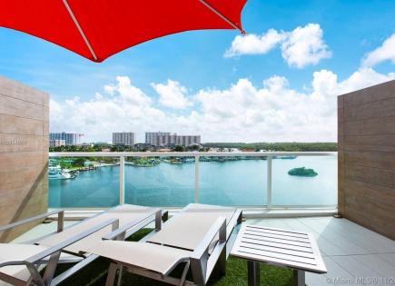 Casa adosada para 601 300 euro en Miami, Estados Unidos