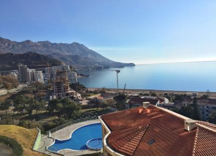 Flat for 315 000 euro in Becici, Montenegro