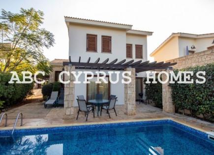 Villa for 580 000 euro in Aphrodite Hills, Cyprus