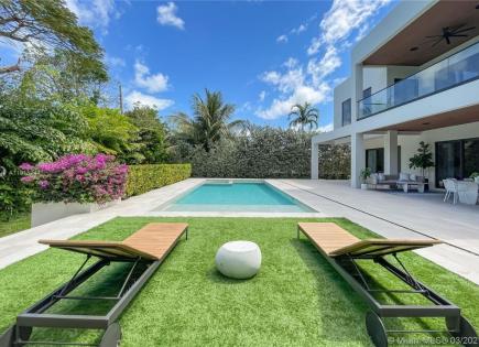 Villa for 2 950 000 euro in Miami, USA