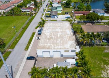 Gewerbeimmobilien für 1 893 898 euro in Miami, USA