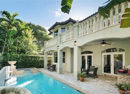 Villa pour 2 409 663 Euro à Miami, États-Unis