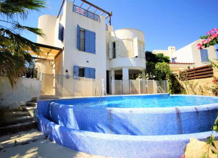 Villa for 550 000 euro in Paphos, Cyprus