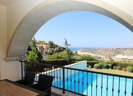 Villa for 950 000 euro in Paphos, Cyprus