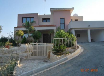 Villa para 1 200 000 euro en Pafos, Chipre