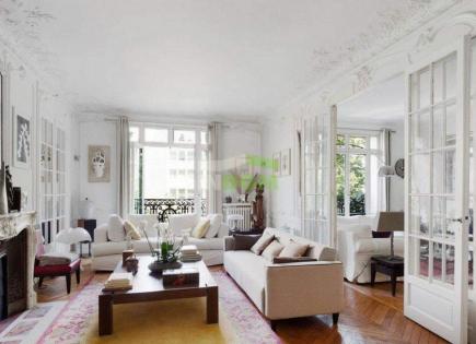 Appartement pour 2 400 000 Euro à Paris, France