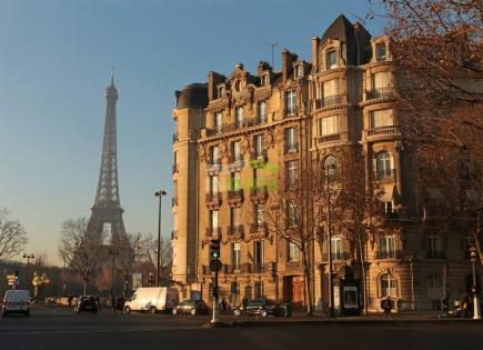 Apartment for 9 700 000 euro in Paris, France