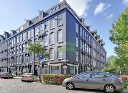 Apartment for 481 600 euro in Amsterdam, Netherlands