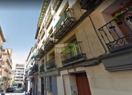 Commercial apartment building for 4 900 000 euro in Madrid, Spain