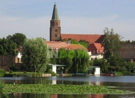 Hôtel pour 5 197 500 Euro à Brandebourg-sur-la-Havel, Allemagne