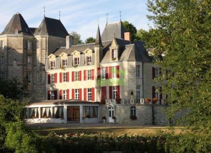 Hotel for 9 800 000 euro in France