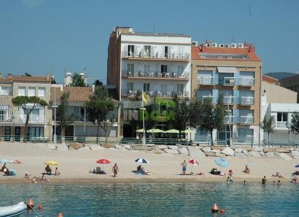 Hotel for 2 500 000 euro on Costa Brava, Spain