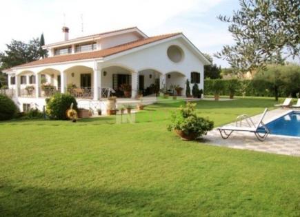 Villa for 3 500 000 euro in Italy