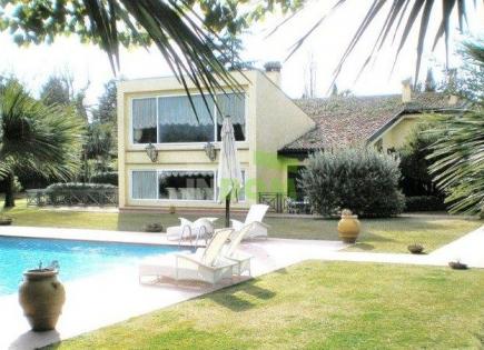 Villa for 2 600 000 euro in Italy